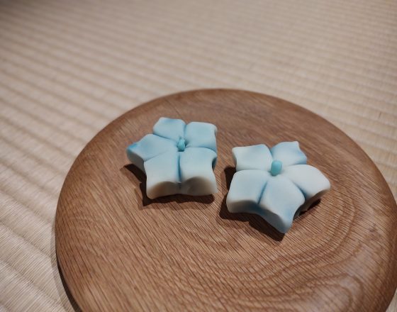 はじめての茶道体験の日を始めます